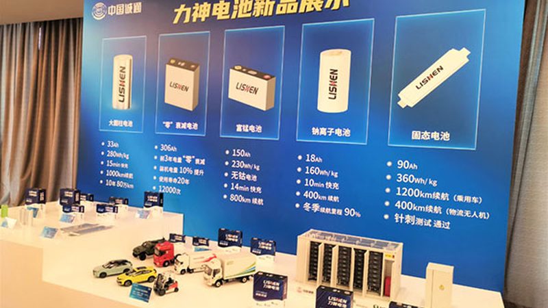 工商业光伏支架：材质与规格选择背后的考量**
