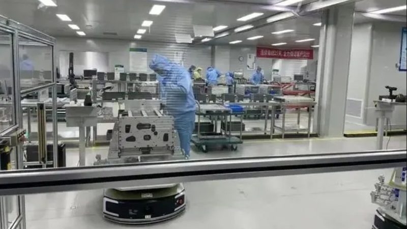 在比较不同电池报价时，要注意以下几点：