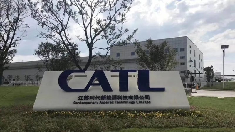 磷酸铁锂储能系统与三元锂：技术对比与选择解析