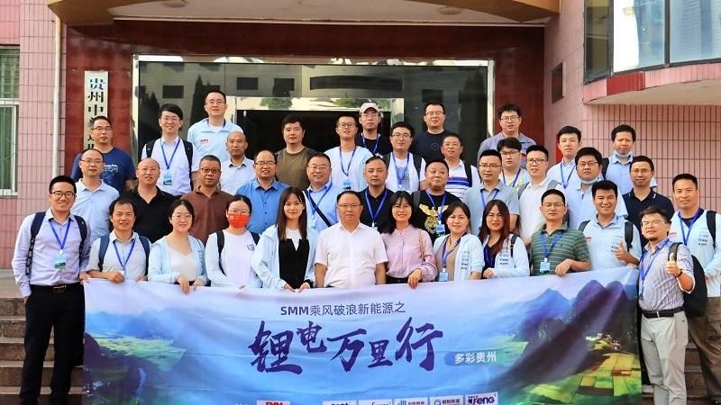 光伏支架选材：钢材与光伏支架的优缺点对比解析**